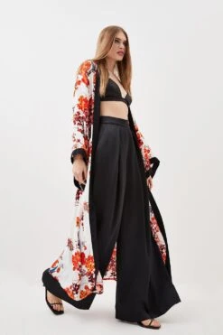Karen Millen Floral Bordered Woven Maxi Kimono 9 Karen Millen Floral Bordered Woven Maxi Kimono -Karen Millen Shop floral bordered woven maxi kimono 2