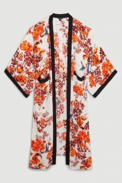 Karen Millen Floral Bordered Woven Maxi Kimono 11 Karen Millen Floral Bordered Woven Maxi Kimono -Karen Millen Shop floral bordered woven maxi kimono 4
