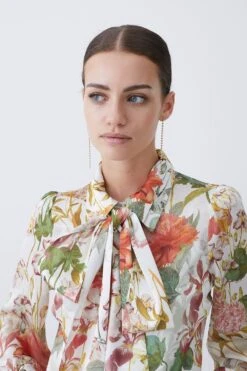 Karen Millen Petite Lydia Millen Crinkle Chiffon Floral Placement Top -Karen Millen Shop petite lydia millen crinkle chiffon floral placement top 1 3